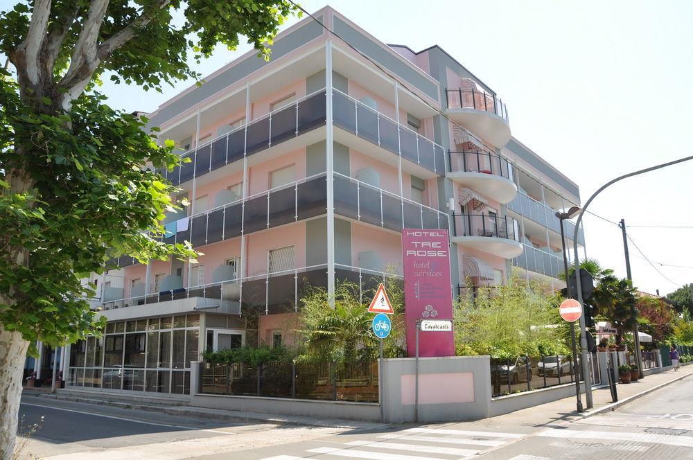 Hotel Tre Rose Riccione Dış mekan fotoğraf